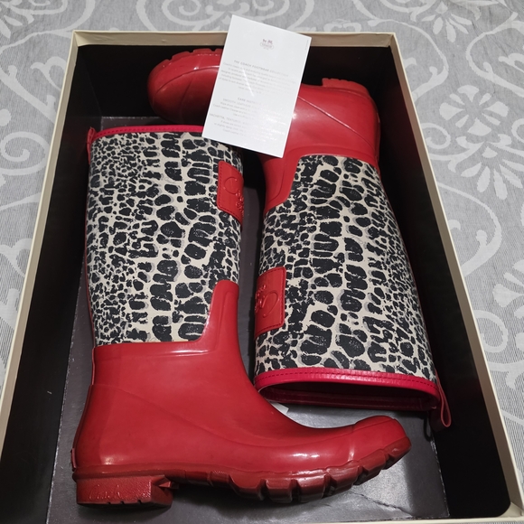 COACH Pearl Legacy Cheetah RainBoots Size 7 - Picture 1 of 4